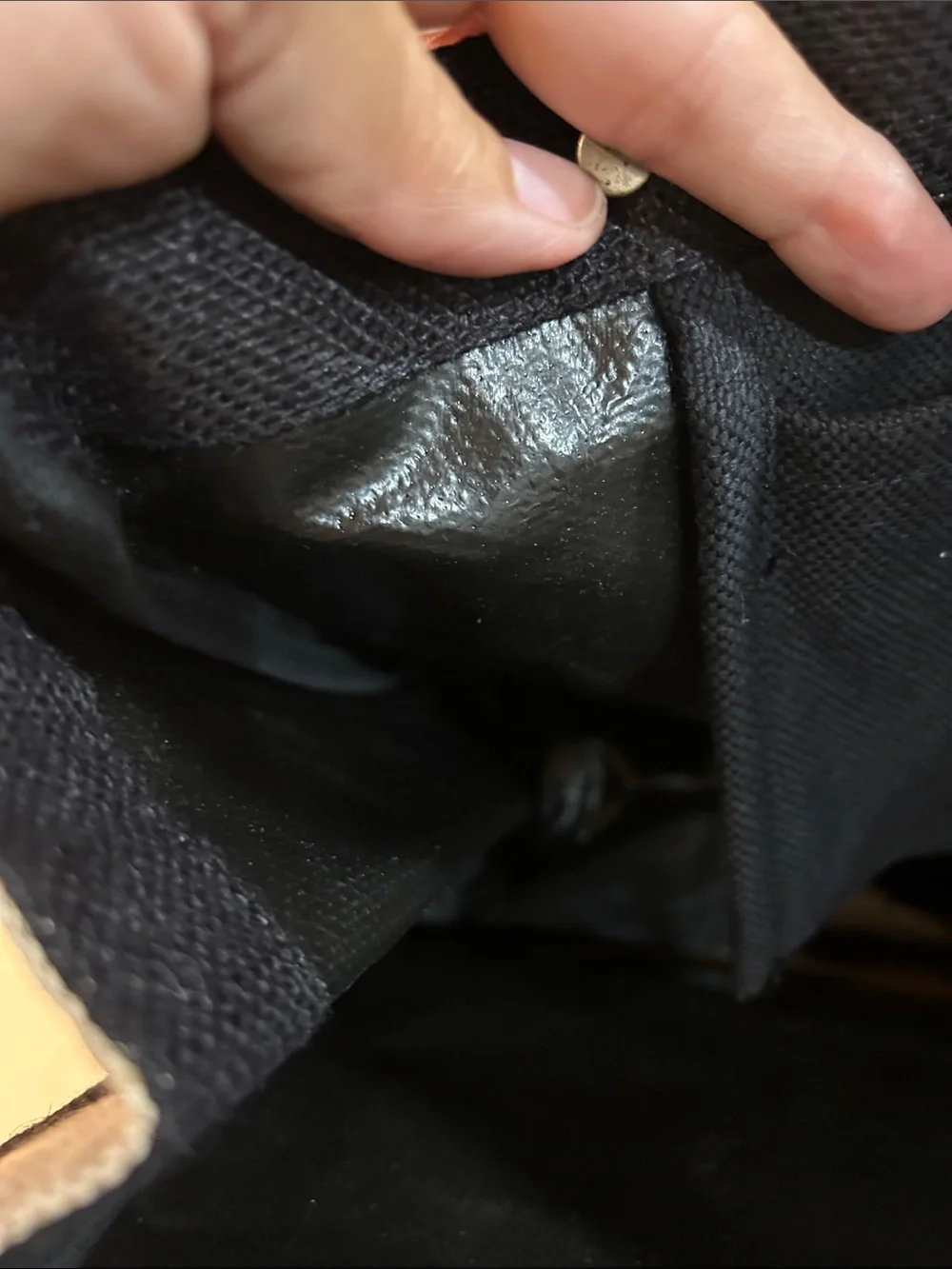 Apolis petite market